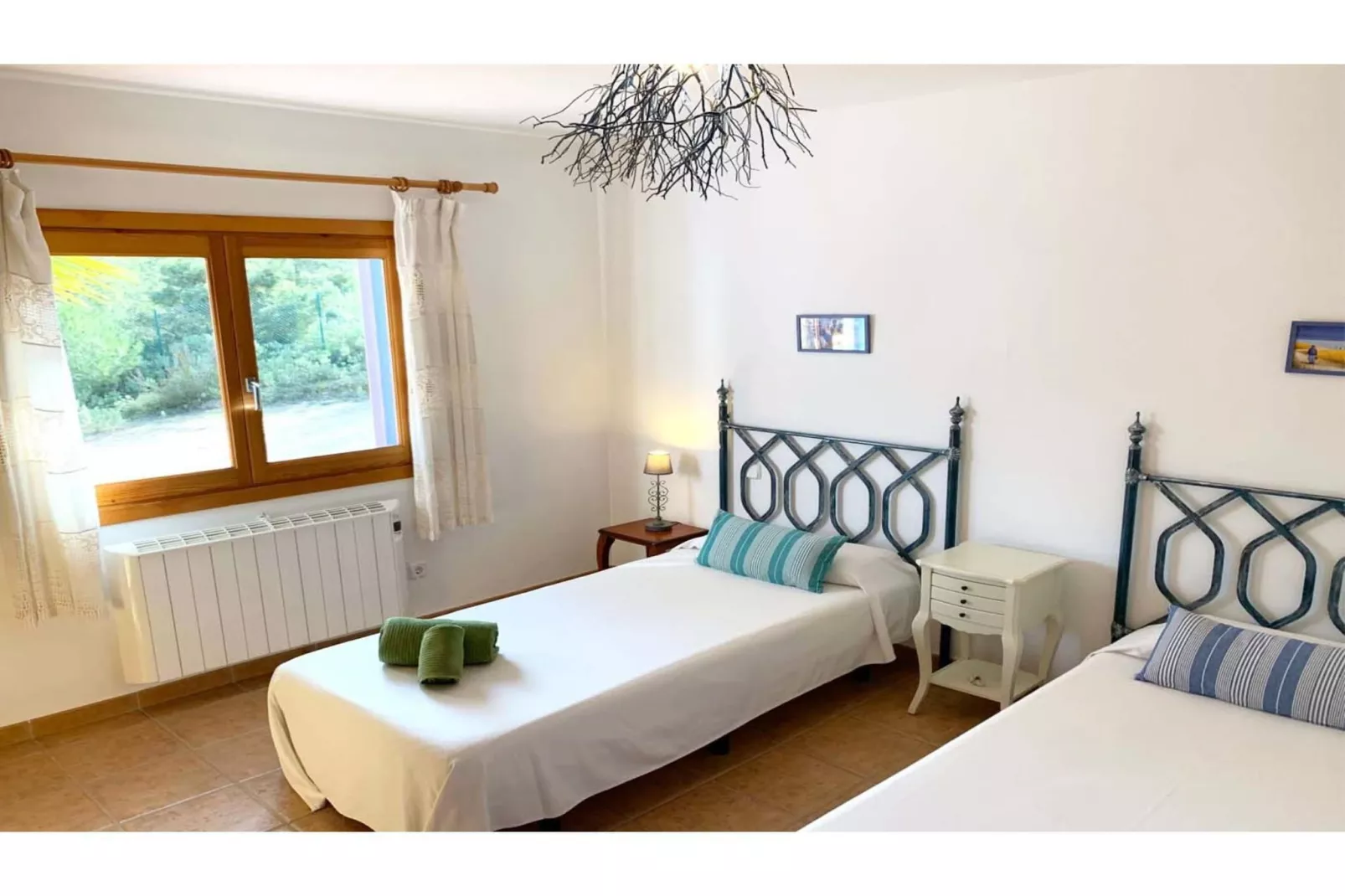 SES SAVINES - Slaapkamer