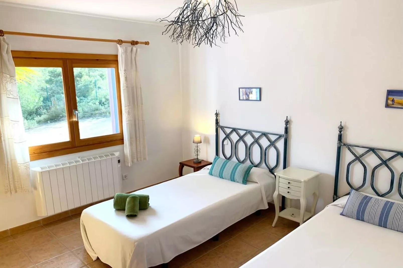 SES SAVINES - Slaapkamer