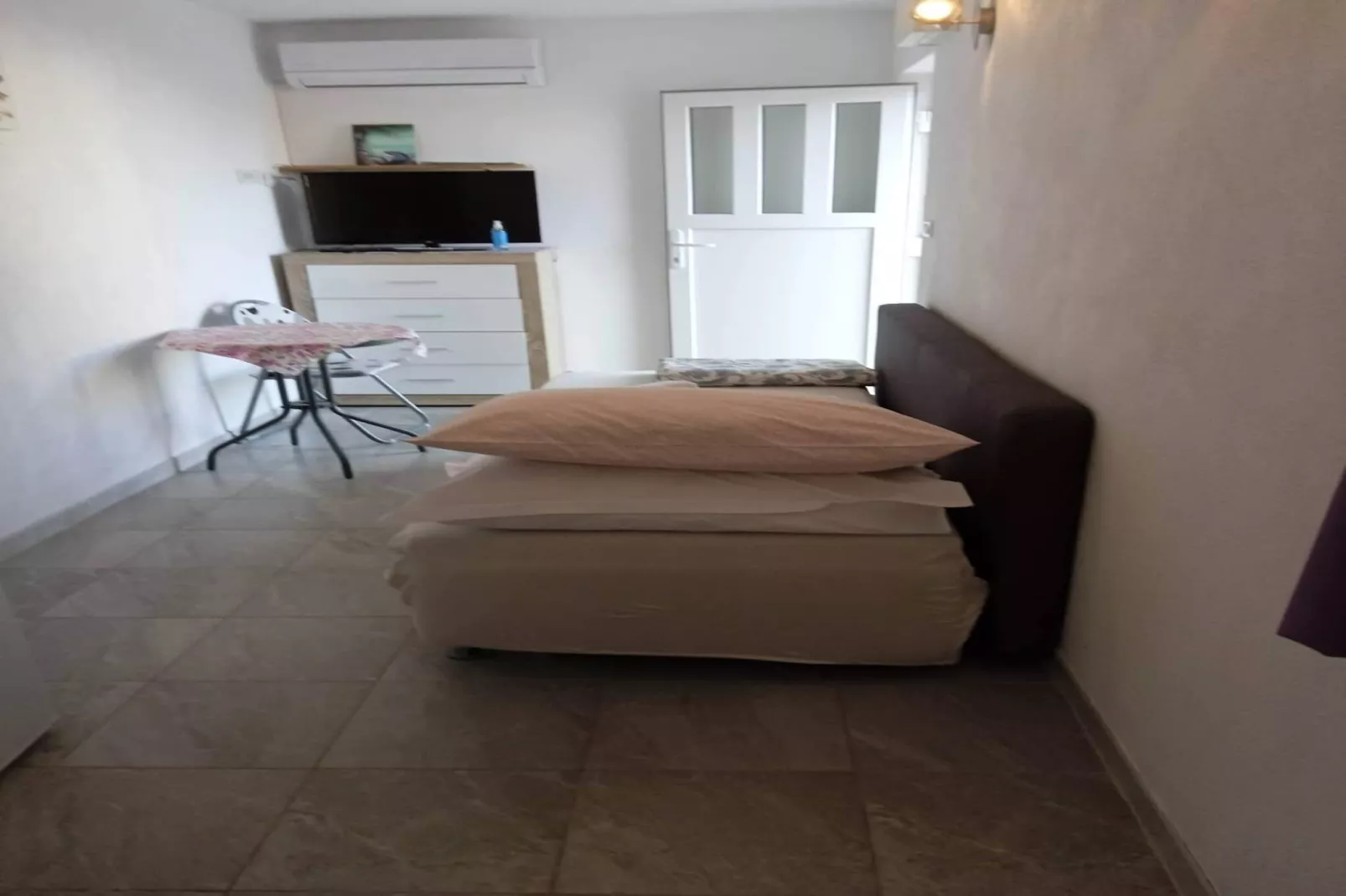 Apartments Zdenka Zatoglav - Studio apartment - Woonkamer