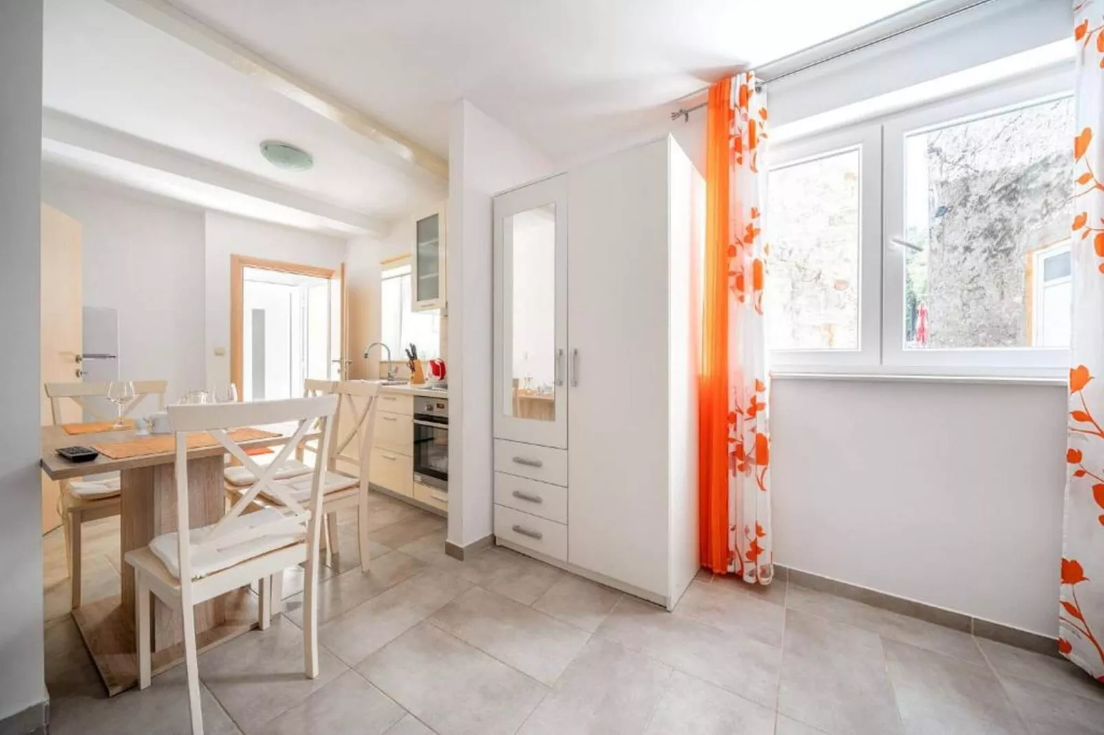 Apartments Matija - Studio apartment 1 - Eetkamer