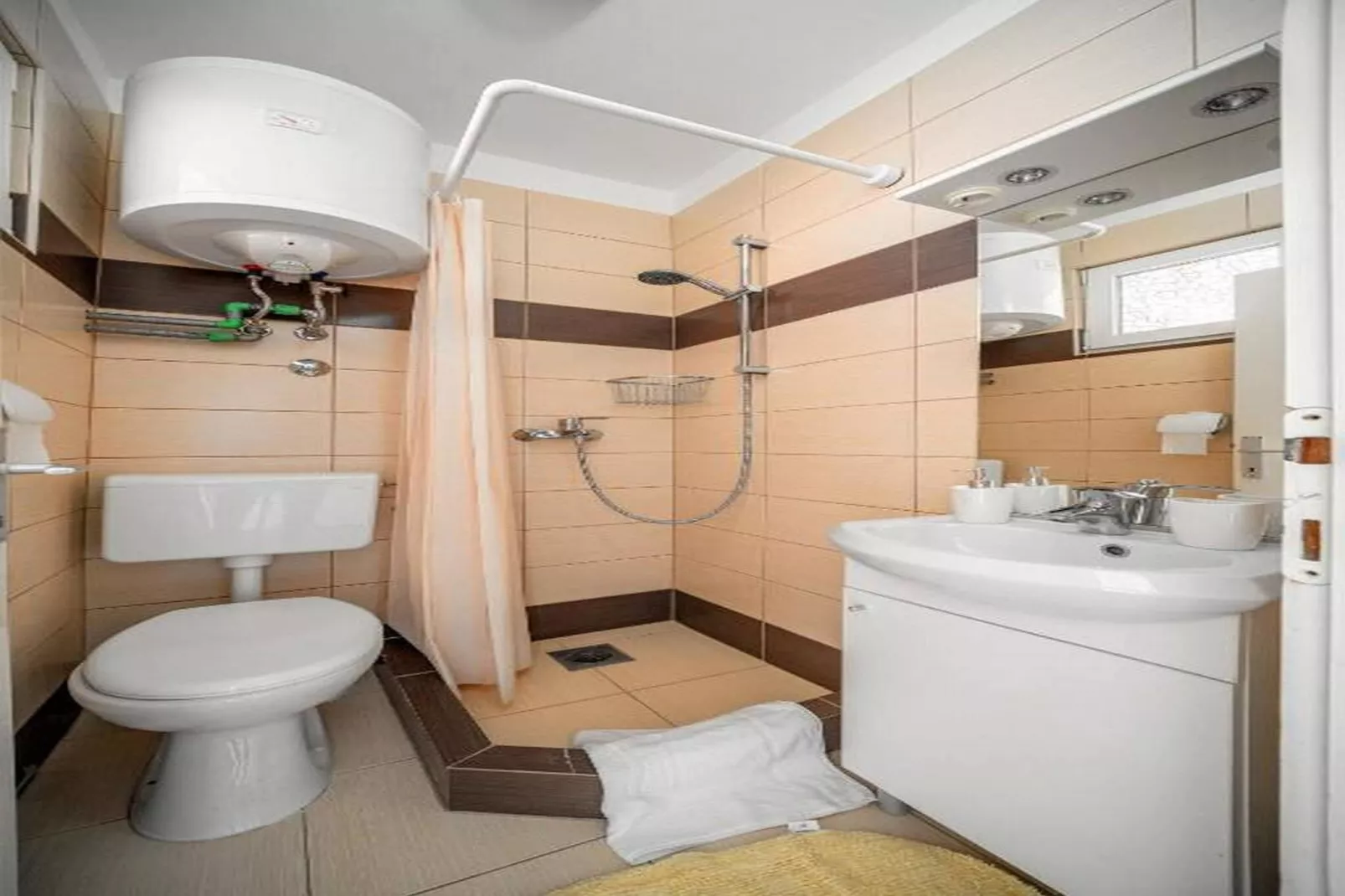 Apartments Matija - One bedroom apartment-Badkamer