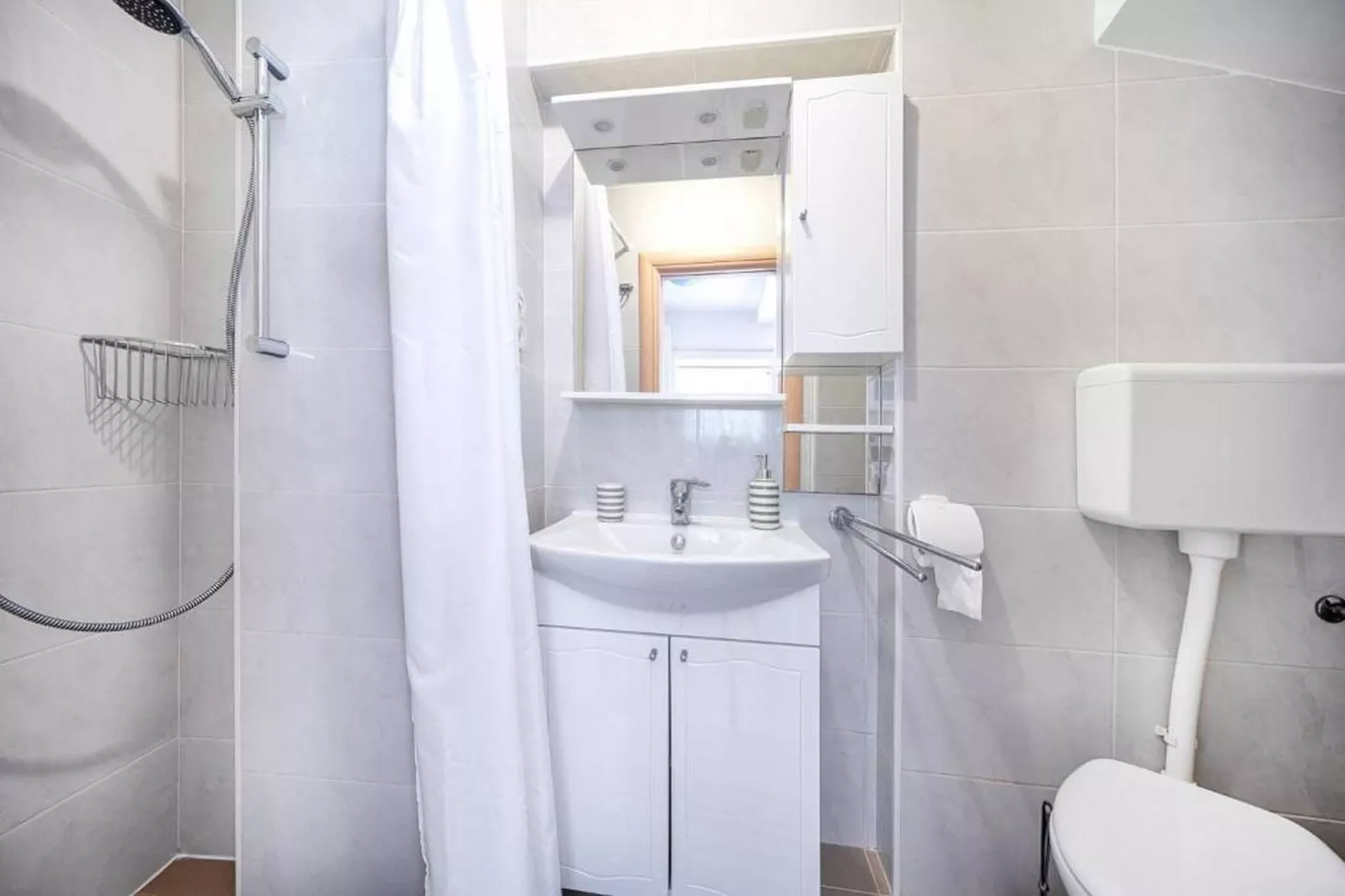 Apartments Matija - Studio apartment 1 - Badkamer