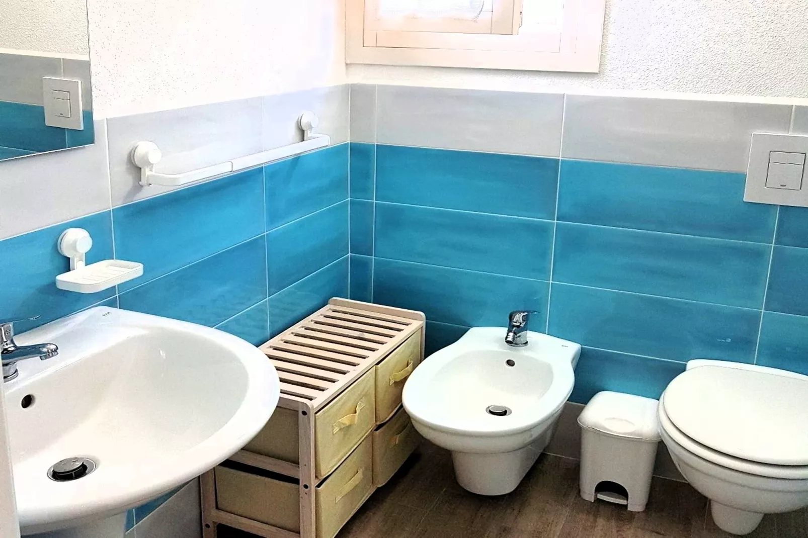 ISOLA ROSSA-Badkamer