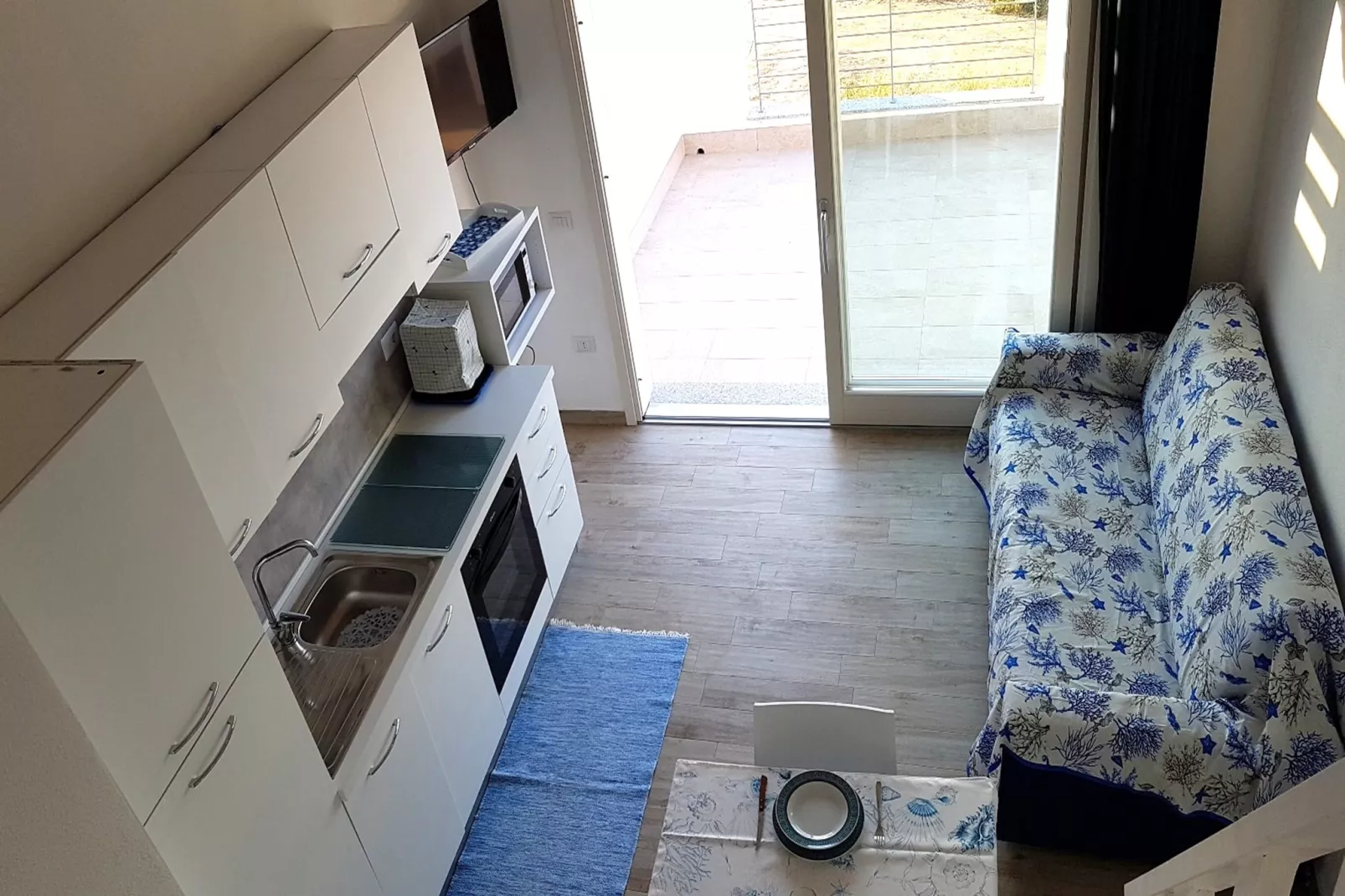 ISOLA ROSSA-Woonkamer