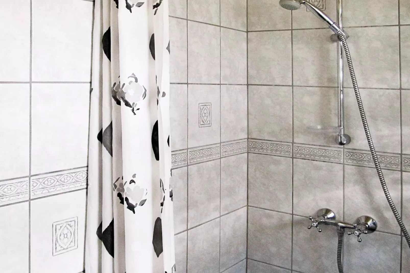 Gezellig huisje met open haard -- By Traum Ferienwohnungen-Binnen