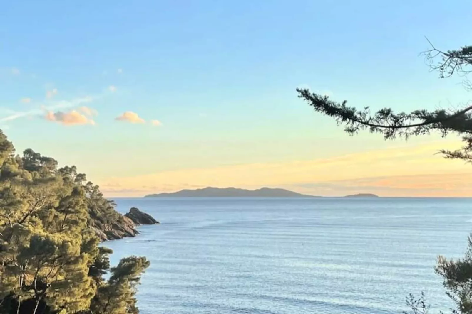 Résidence Un Jardin Au Bord De La M&eacute;diterran&eacute;e