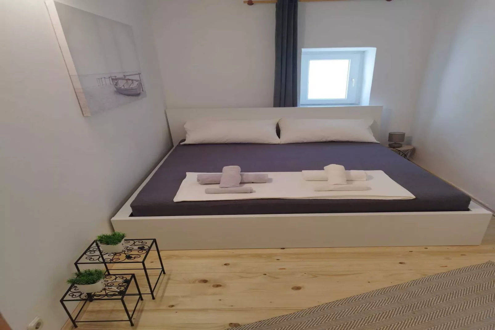 Two Bedroom Apartment Leo Povile - Slaapkamer