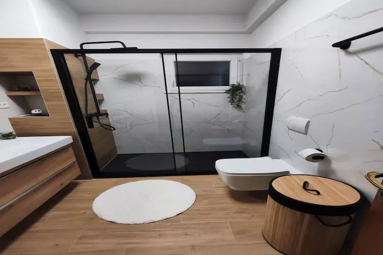 Apartment Villa Andro - Three Bedroom Apartment with Terrace and Sea View-Badkamer