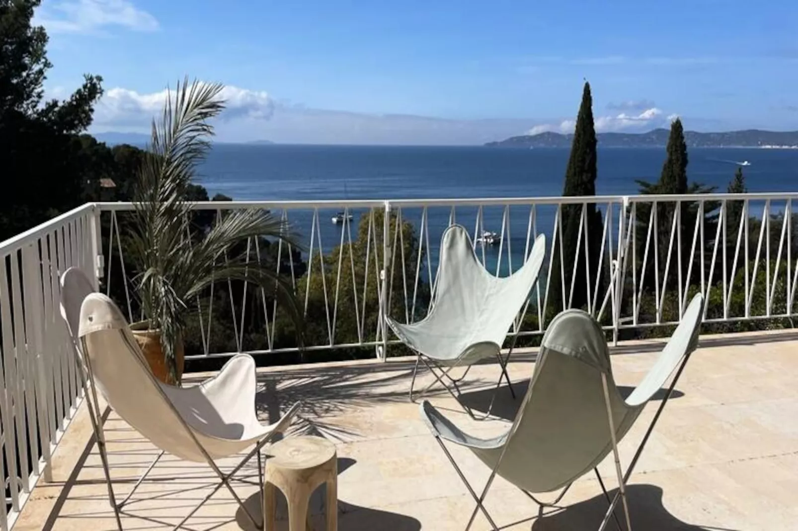 Résidence Un Jardin Au Bord De La M&eacute;diterran&eacute;e-Niet-getagd