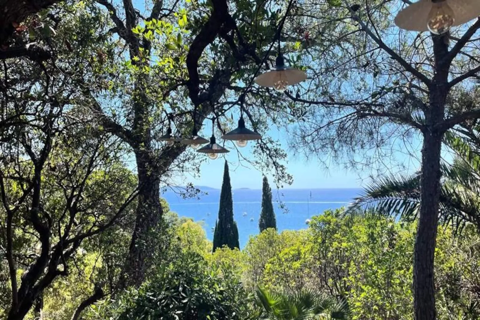 Résidence Un Jardin Au Bord De La M&eacute;diterran&eacute;e-Niet-getagd