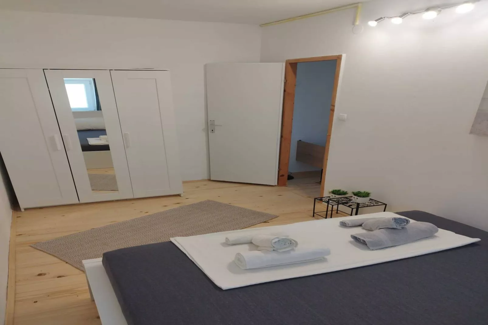Two Bedroom Apartment Leo Povile - Sfeer