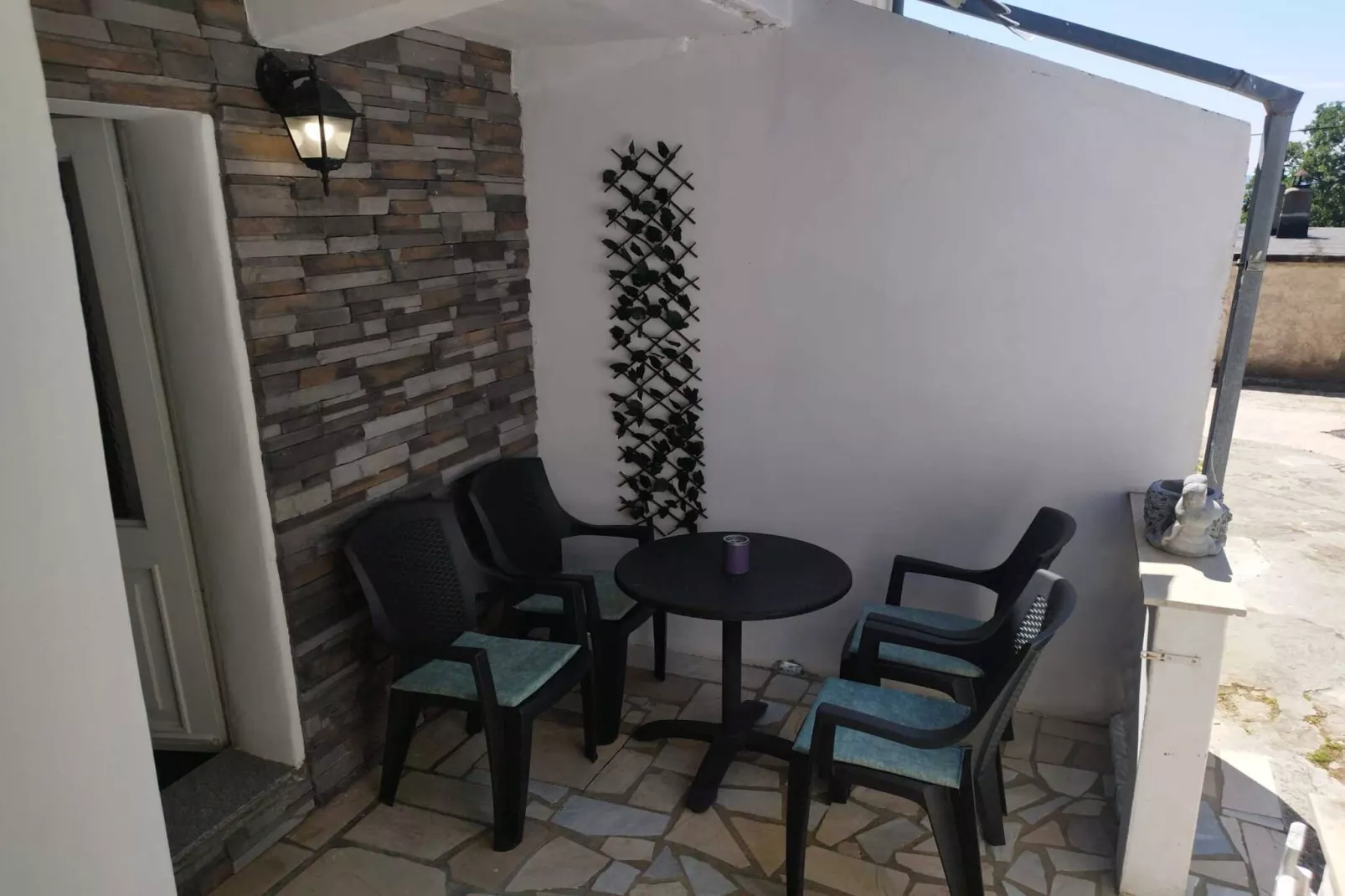 Two Bedroom Apartment Leo Povile - Terras