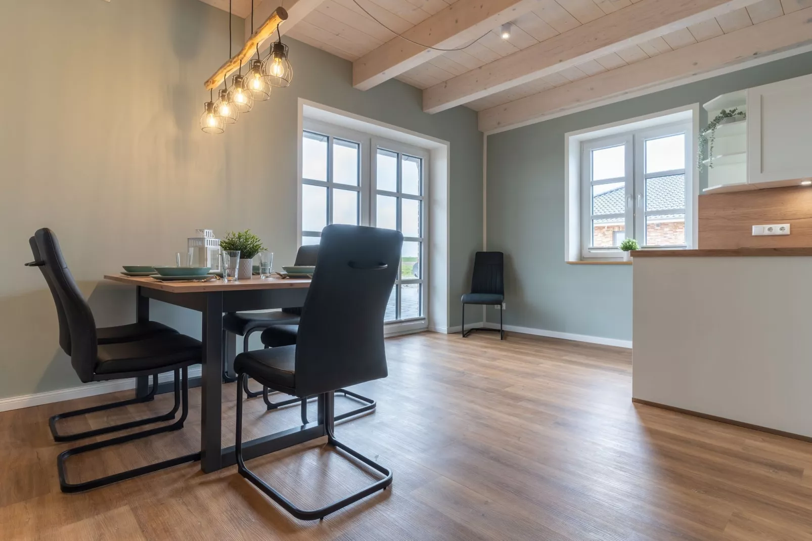 DHH Lahnung - Eetkamer