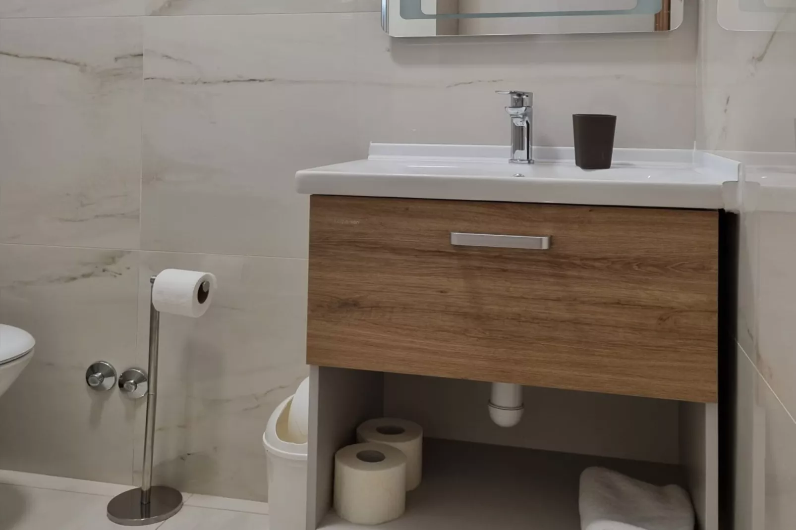 Appartemtent LUG 2 / 55qm AP9-Badkamer