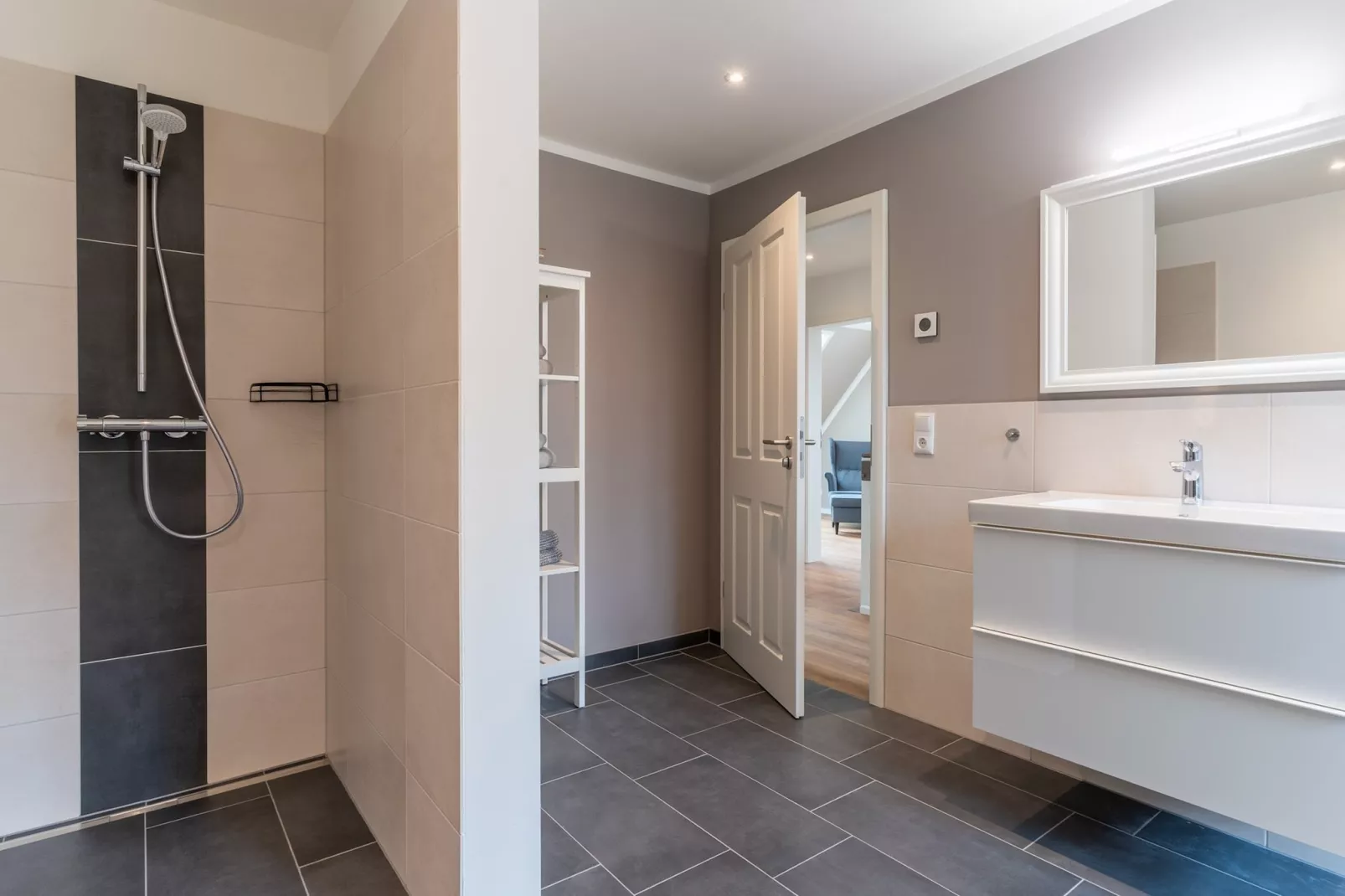 DHH Lahnung - Badkamer