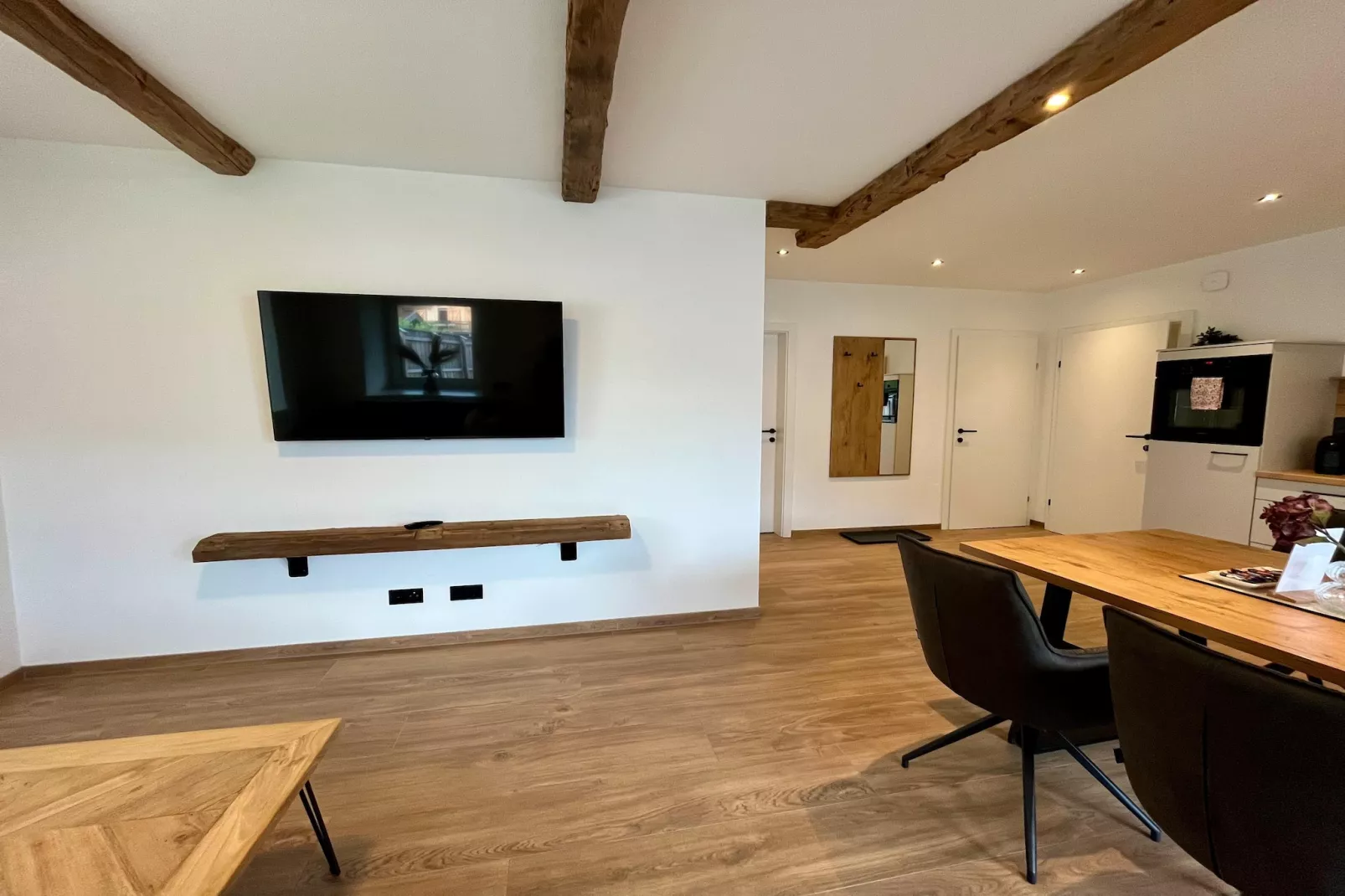 Apartment "Gams-Bartl"-Woonkamer