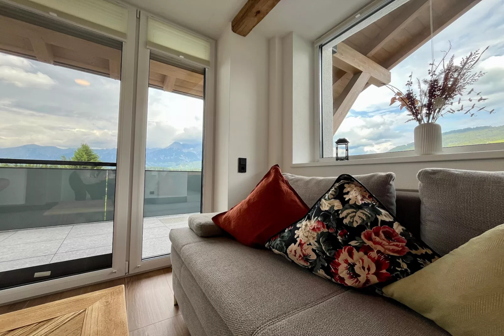 Appartement "Schnurr-Bartl"-Woonkamer