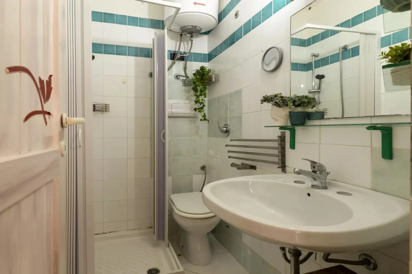 Studio Superior 22-Badkamer