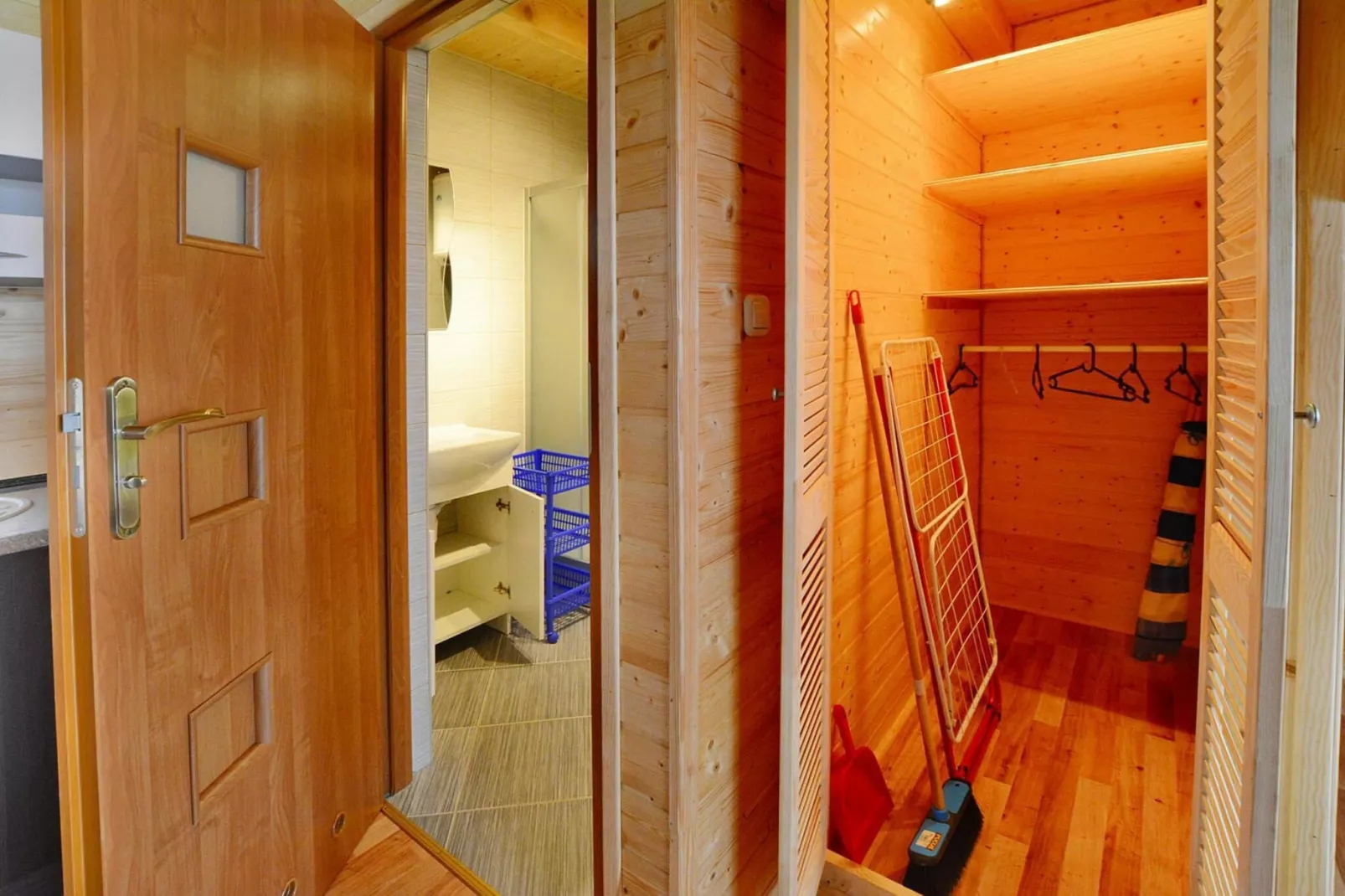 Domki wakacyjne z basenem dla 4 osób Jarosławiec - Overloop