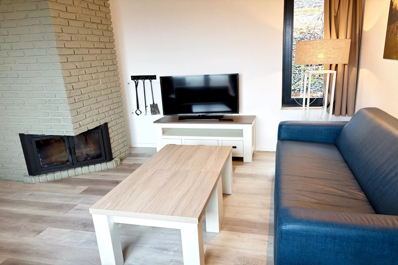 Comfort Eingang 6P - Basic - Woonkamer