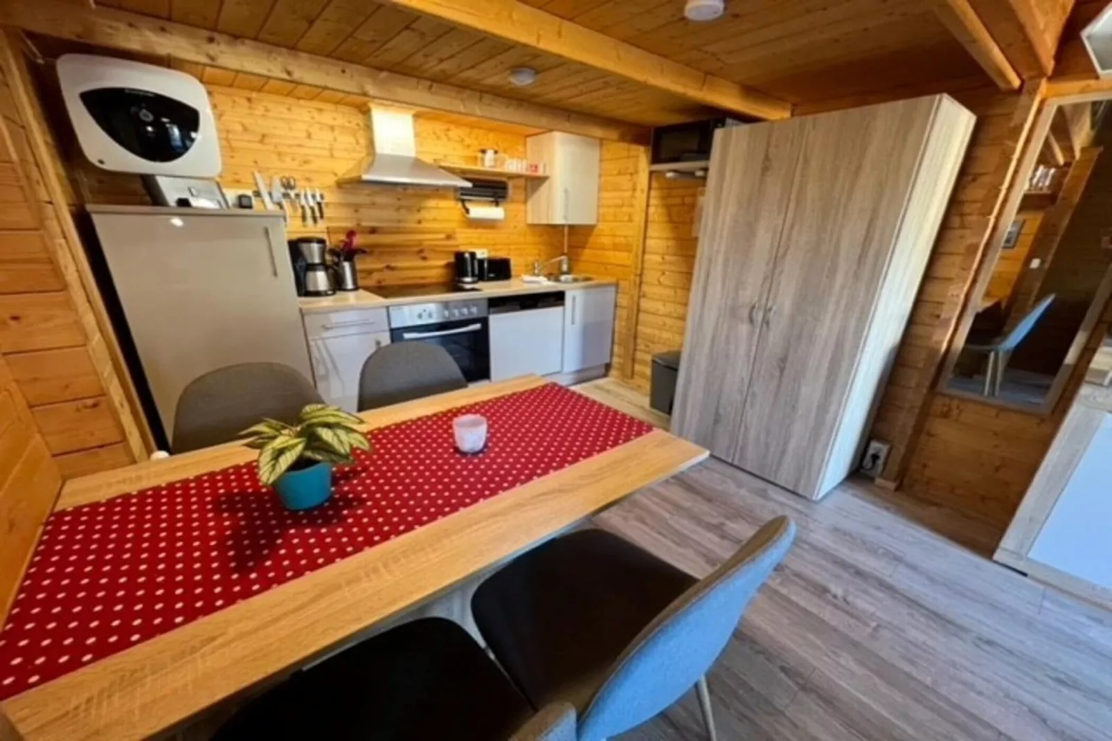 Ferienhaus 35 qm-Eetkamer