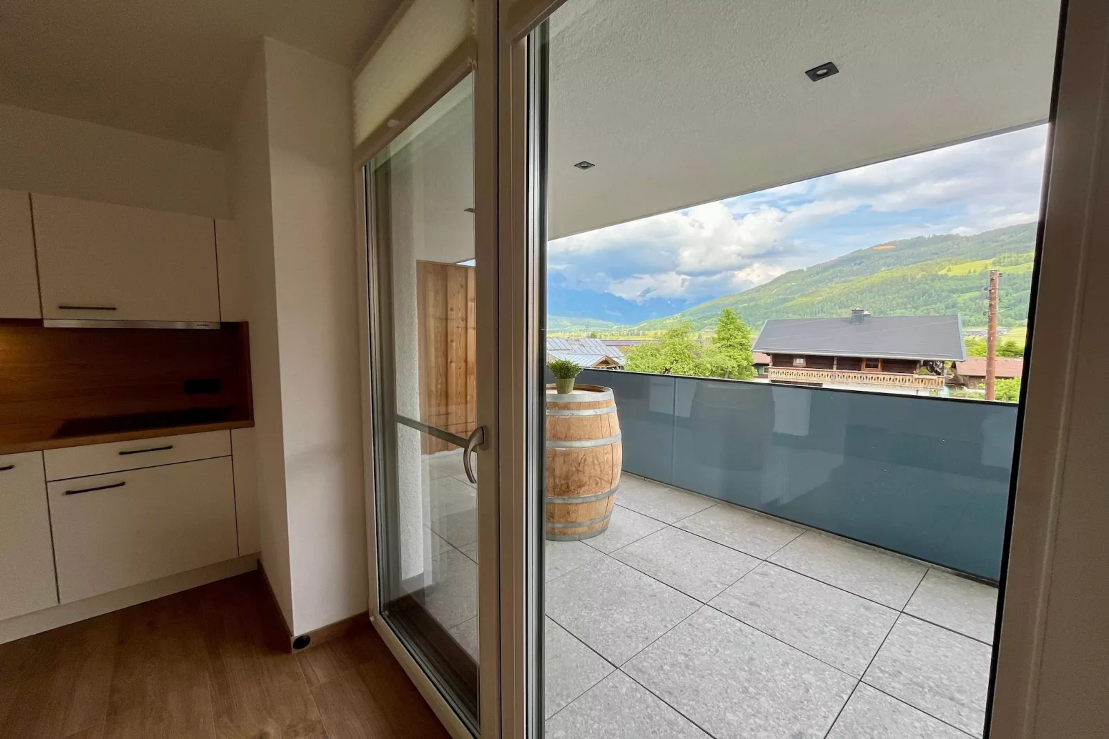 Appartement "Schnauz-Bartl"-Terrasbalkon