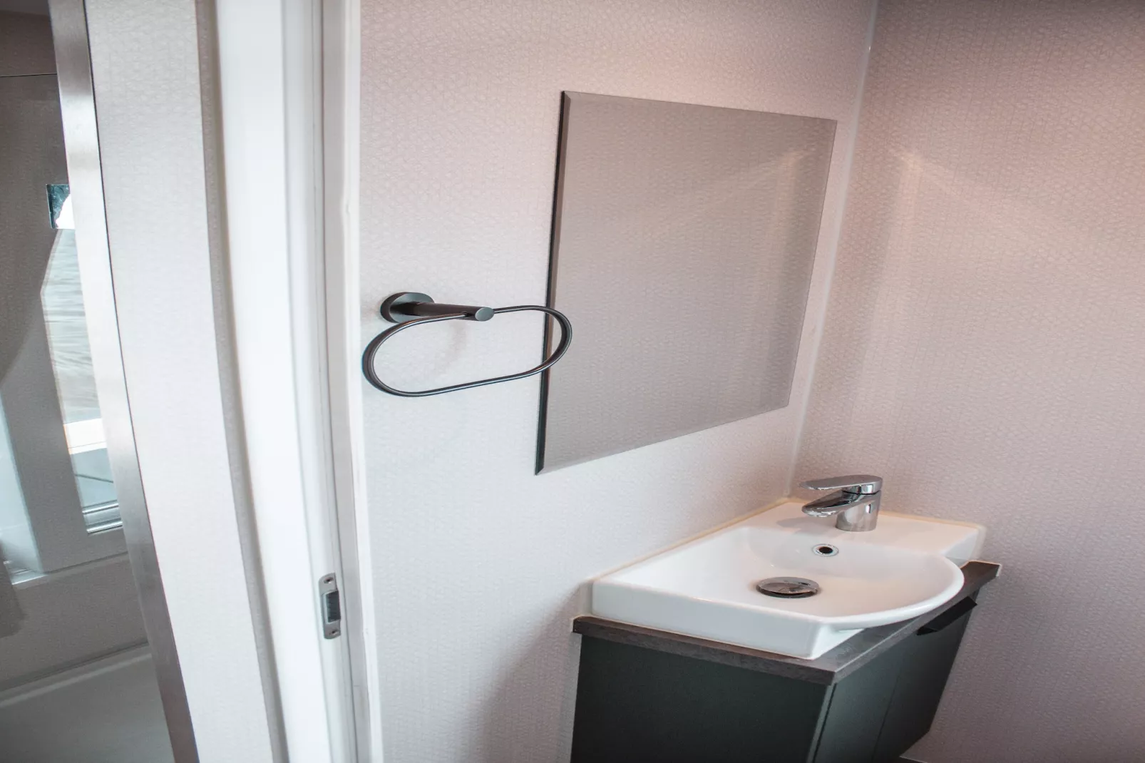 Hausboot Charlottenburg-Badkamer