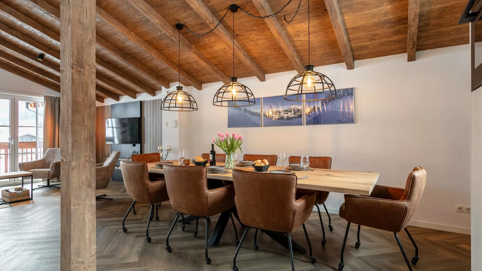 Tauernlodge Amadeiro Im Pongau-Eetkamer