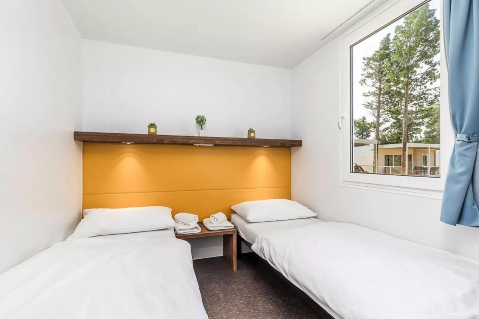 Mobile Homes Strasko Novalja Mediteran Superior mit Pool ca 34 qm für 6 Pers - Slaapkamer