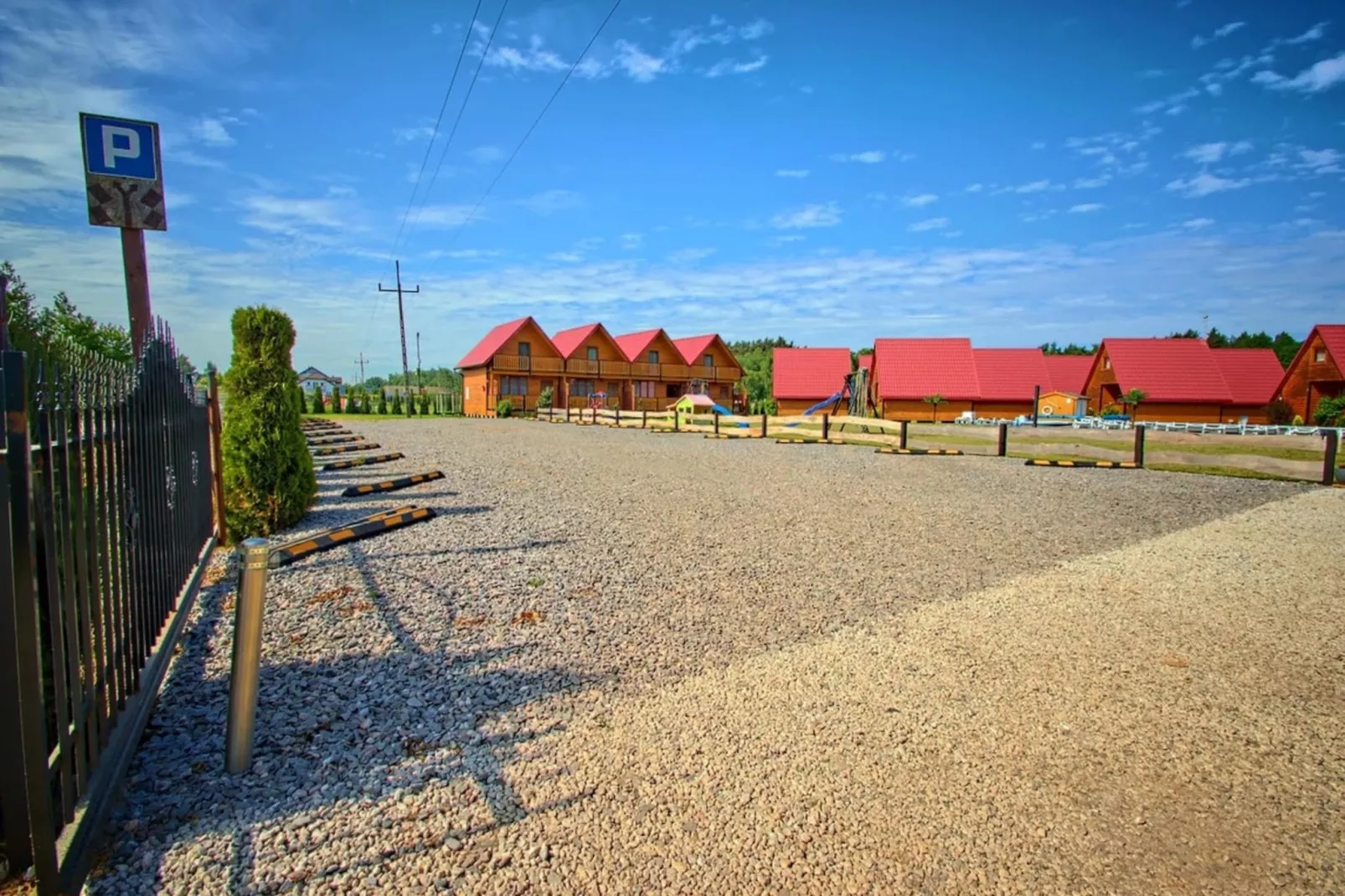 Domki wakacyjne z basenem dla 4 osób Jarosławiec - Buitenkant zomer