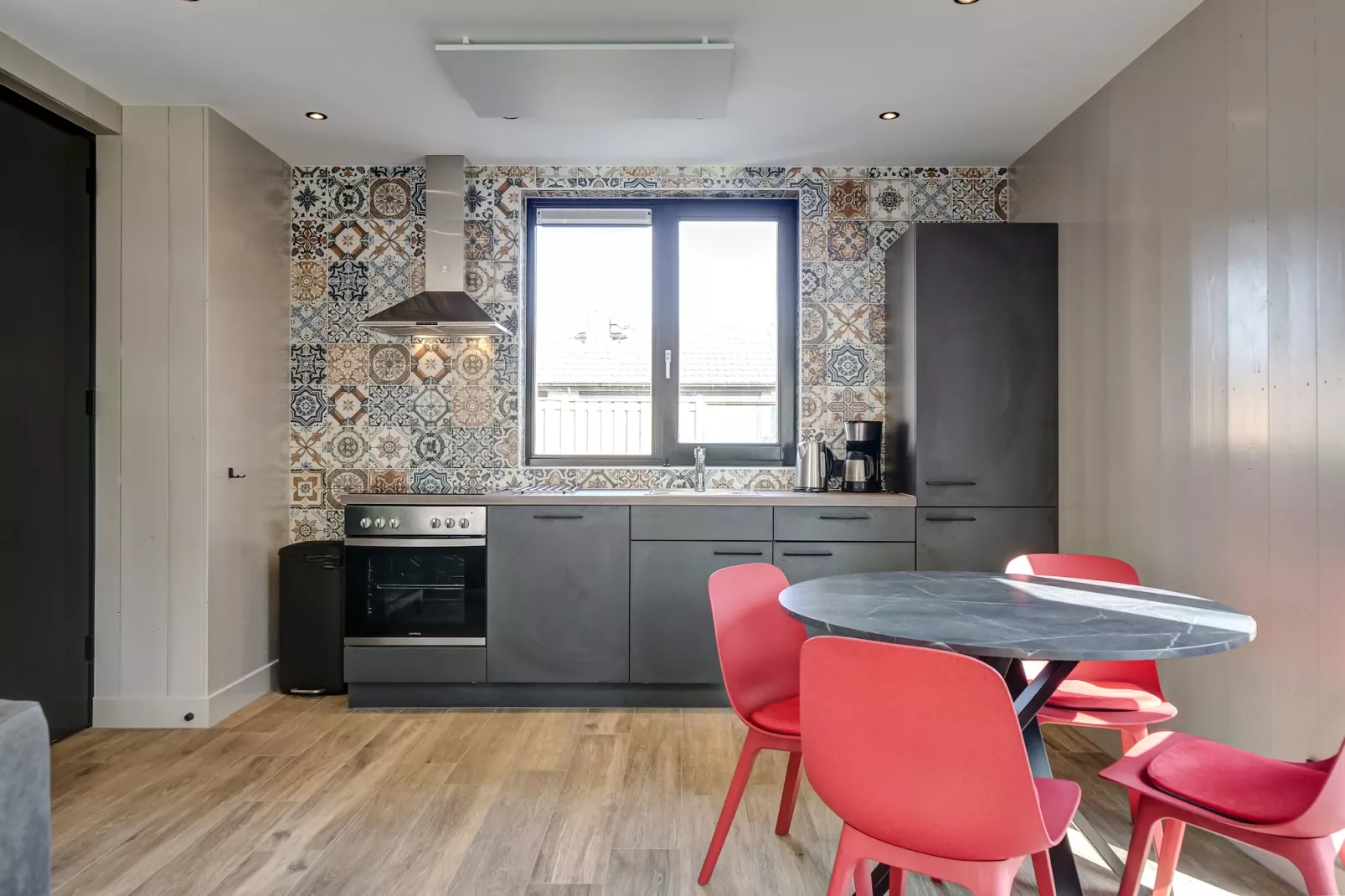 Familiehuis Zee & Zand-Eetkamer