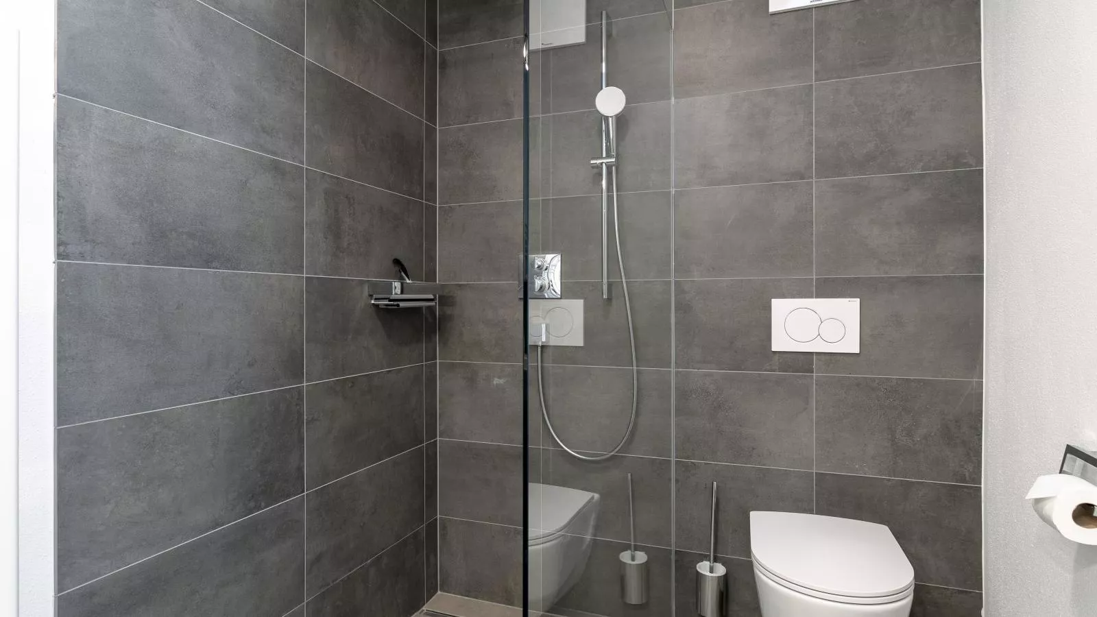 Tauernlodge Eben A2 - Badkamer