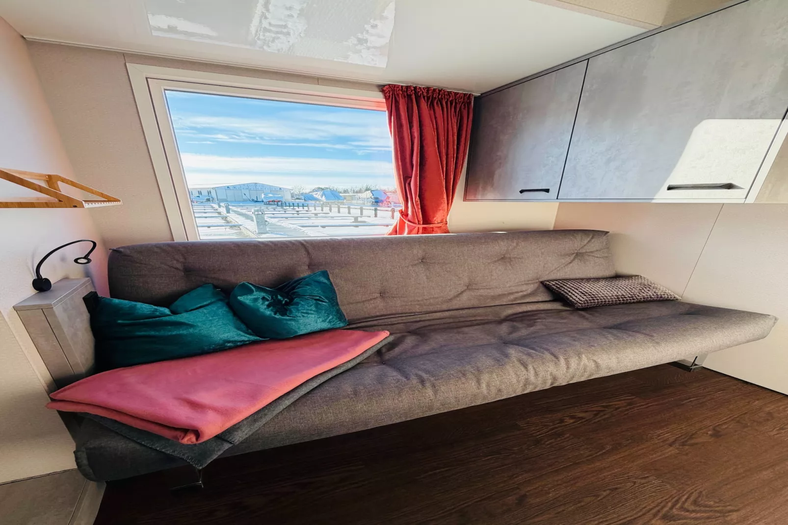 Hausboot Tegel-Slaapkamer