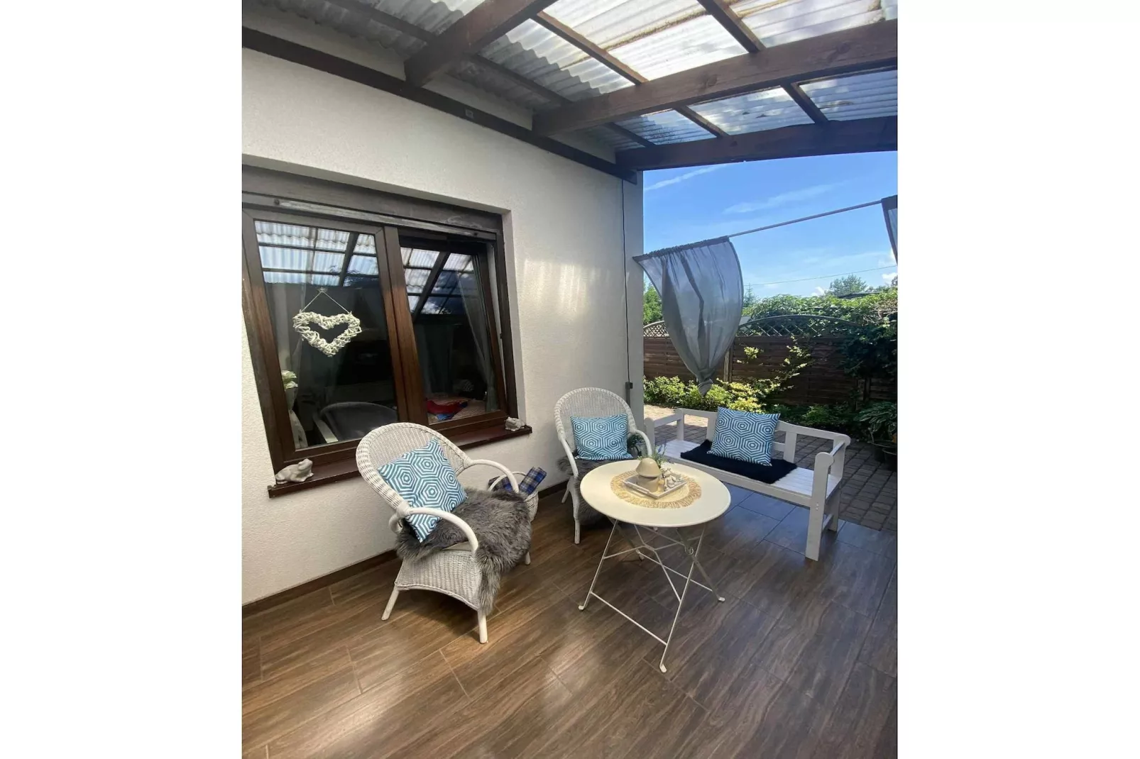 Dom Wypoczynkowy Pawełkowo-Terrasbalkon