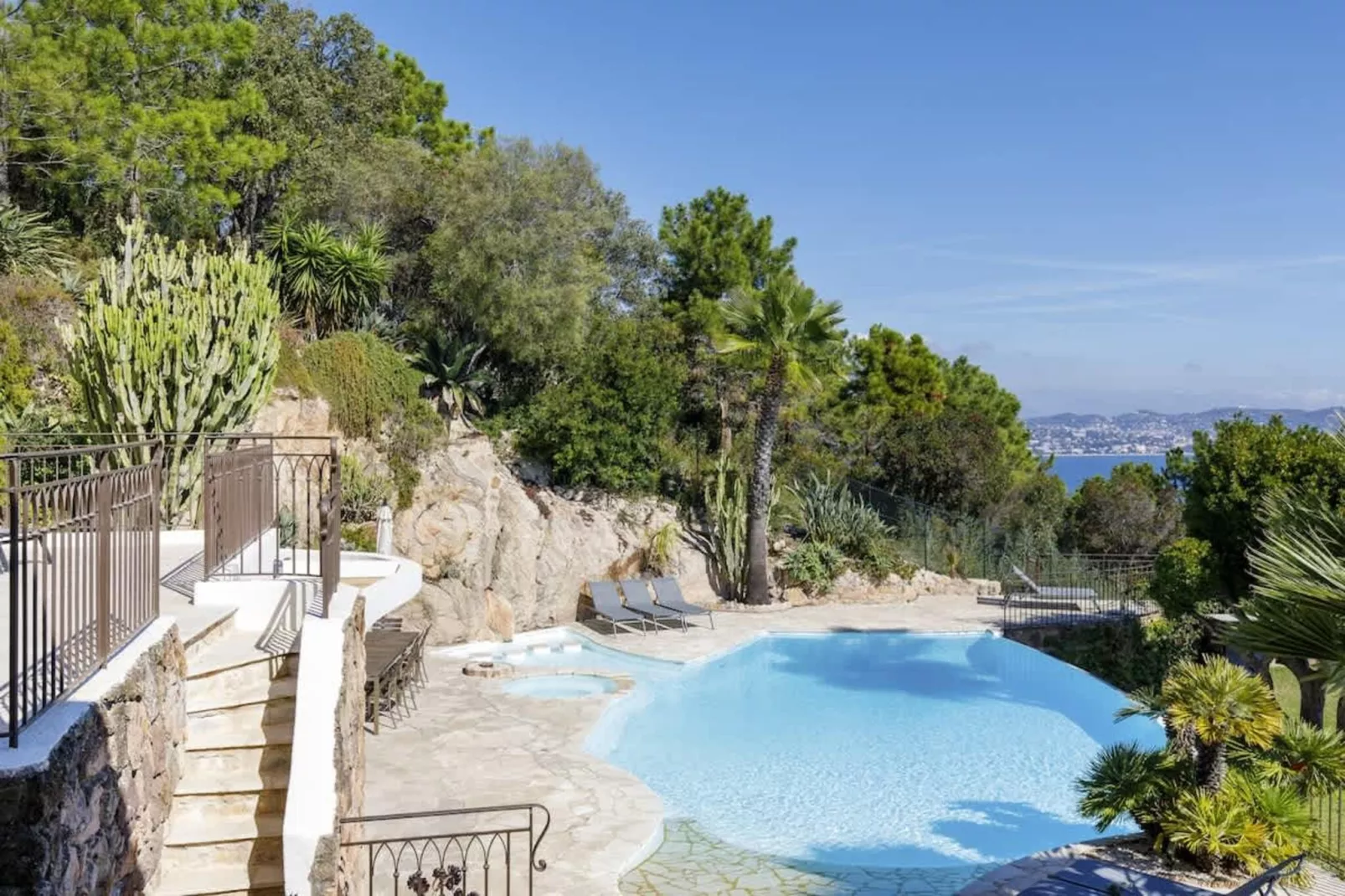 Magnifique villa avec vue sur mer et belle piscine-Zwembad