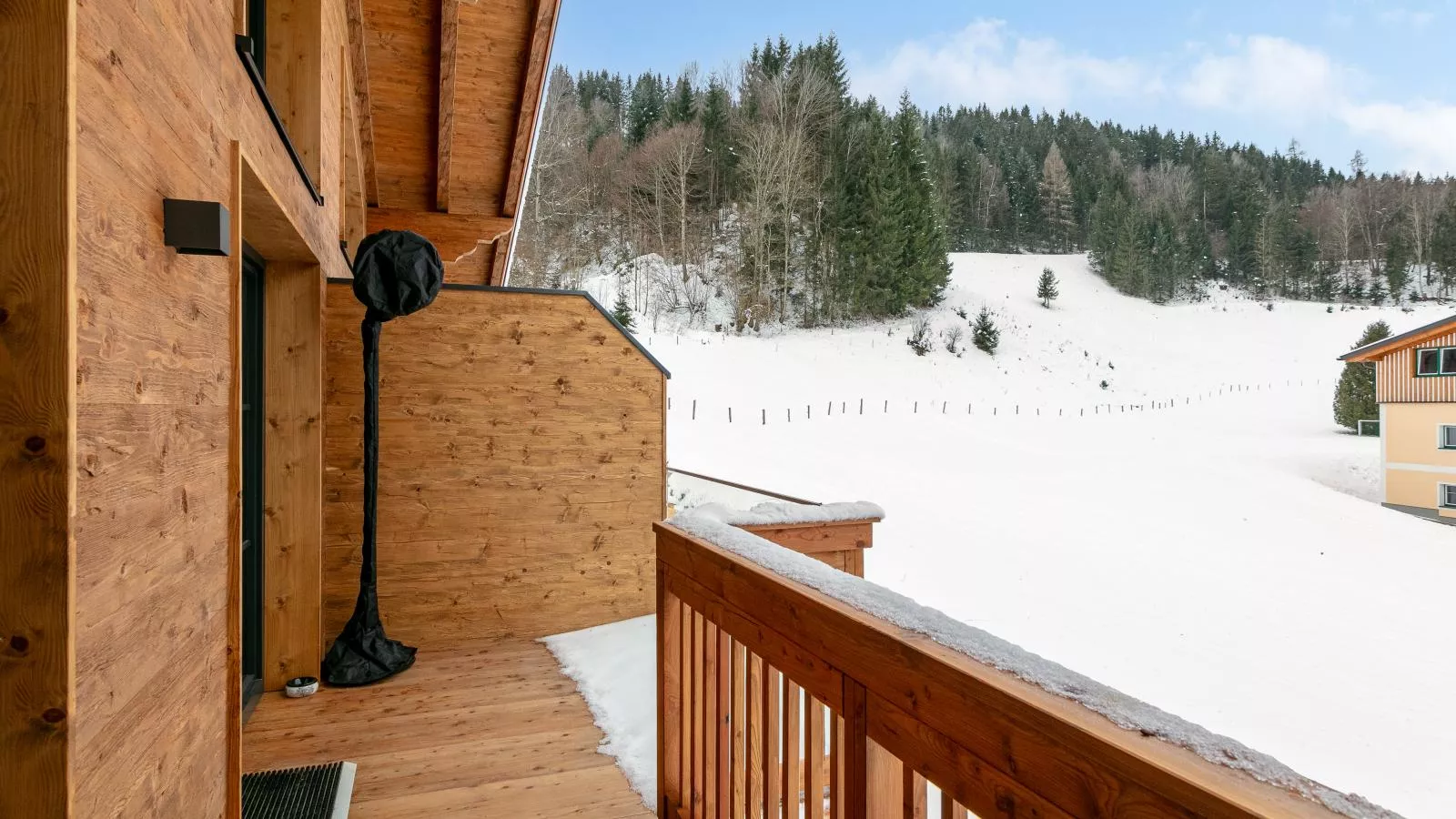 Tauernlodge Amadeiro Im Pongau-Terrasbalkon