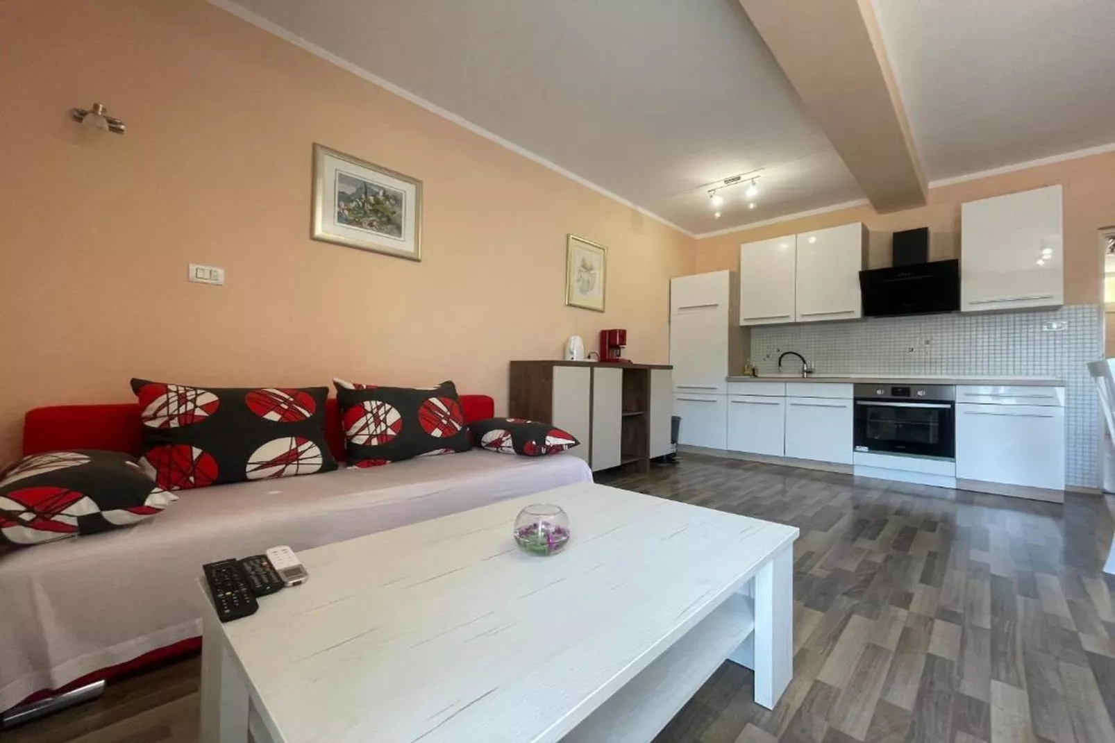 One-Bedroom Apartment - 1