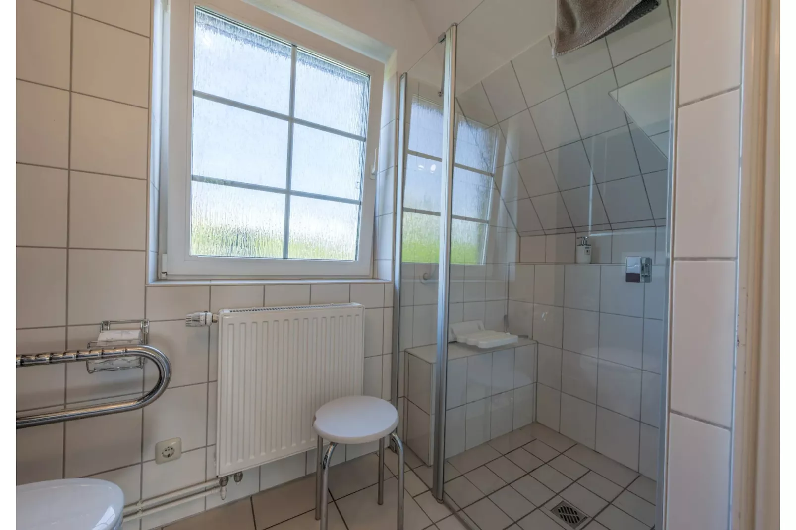 Komfort-Fewo EG 56 qm behindertenfreundlich - Badkamer