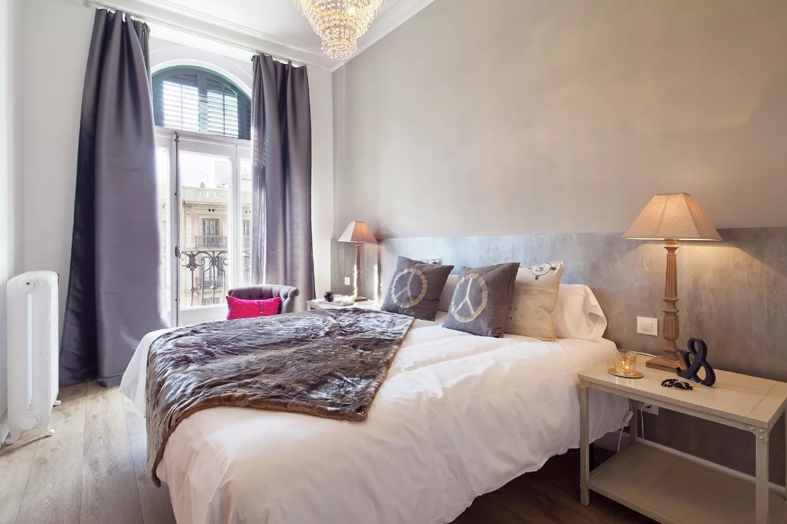 Catalunya Palace Apartment-Slaapkamer