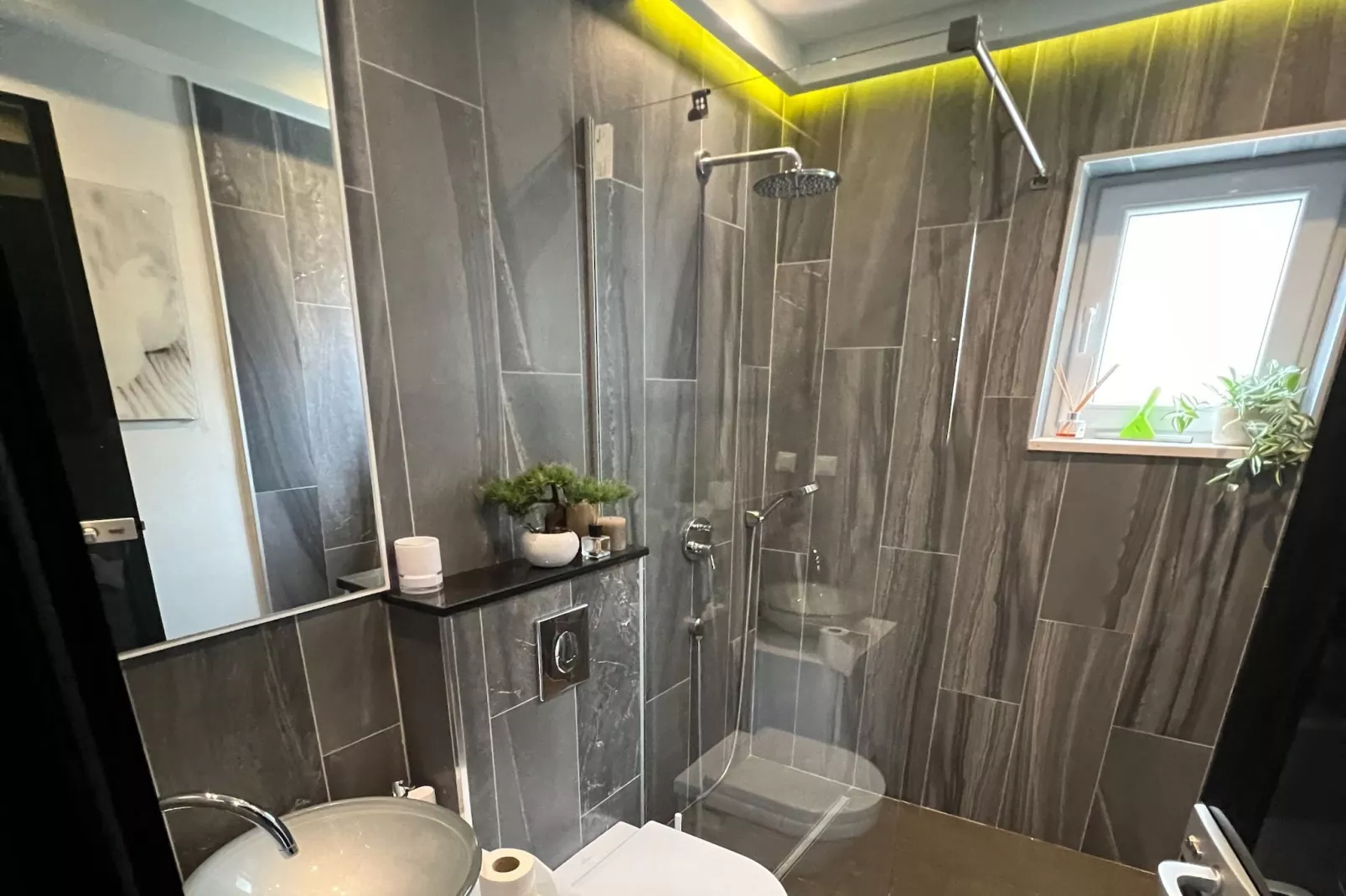 Apartment LaVilla - Two Bedroom Apartment with Balcony and Sea View (Žuti) - Badkamer