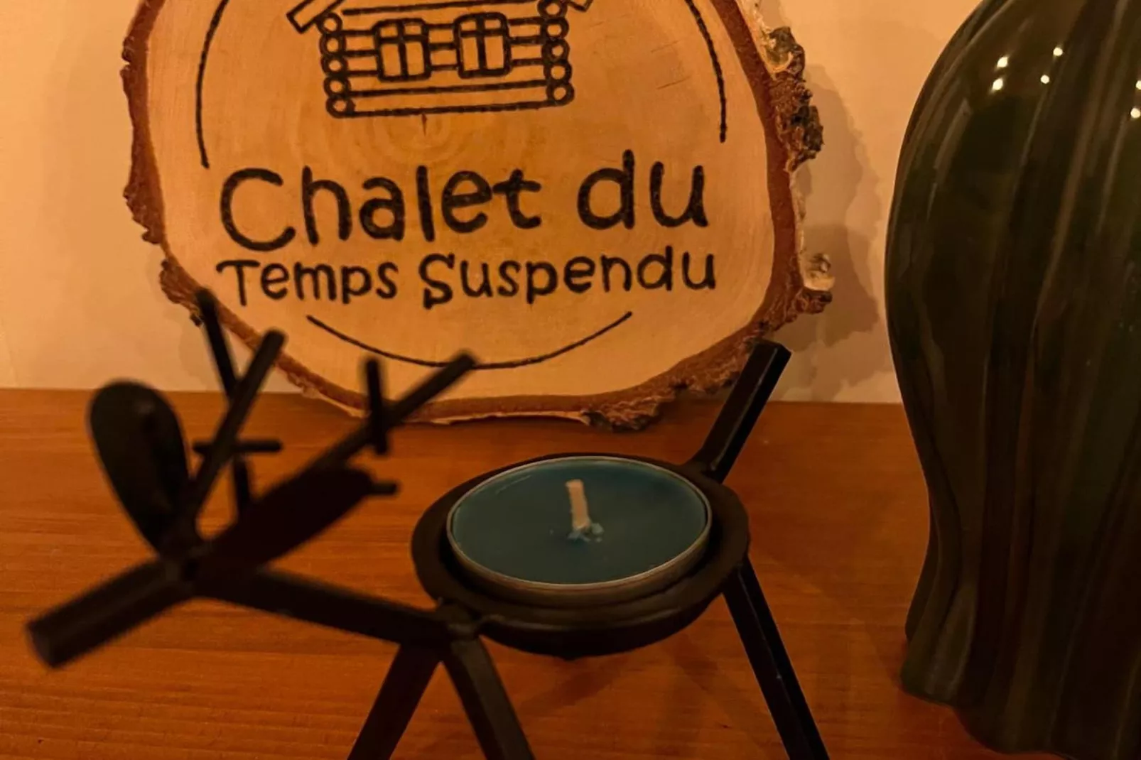 Chalet du temps suspendu-Binnen
