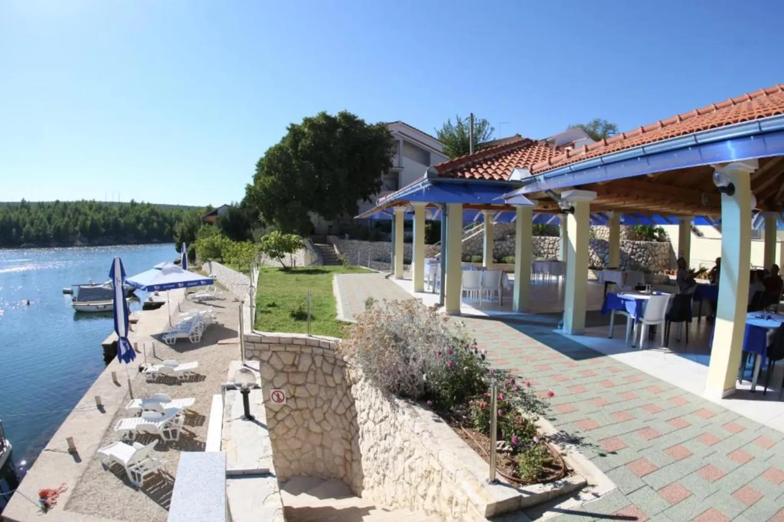 One-Bedroom Apartment 4-Gebieden zomer 5km