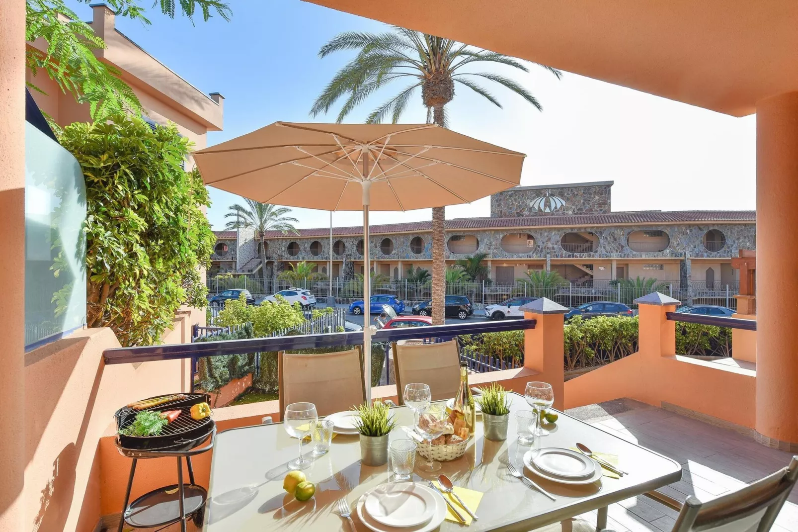 MELONERAS BAHIA 28-Terrasbalkon