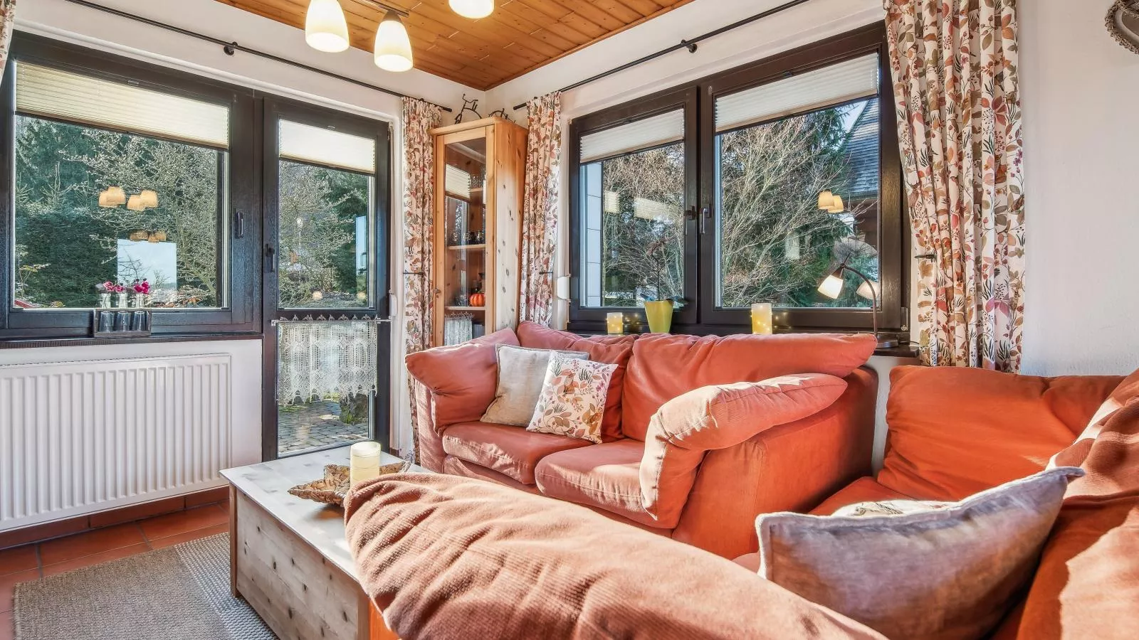 Das Haus am Wald-Woonkamer