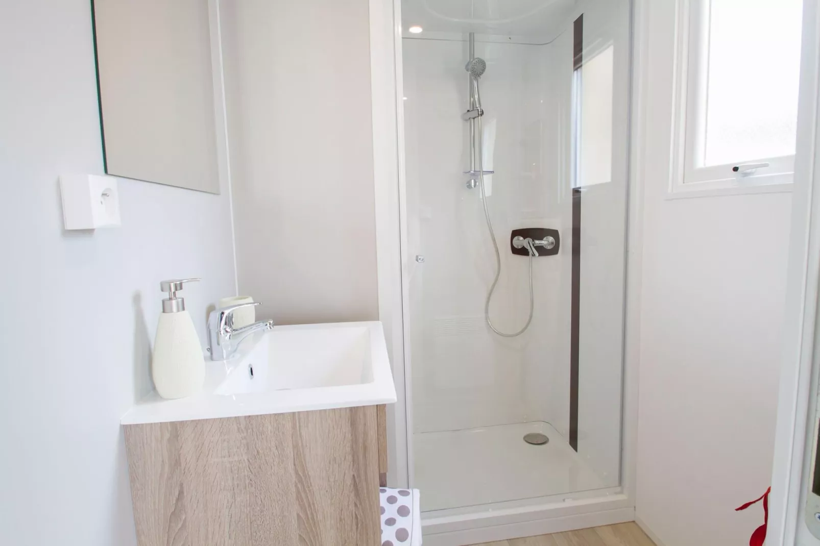 Camping L'Air Marin Vias-Plage  Mobilhome MEXICO 2CH - Badkamer