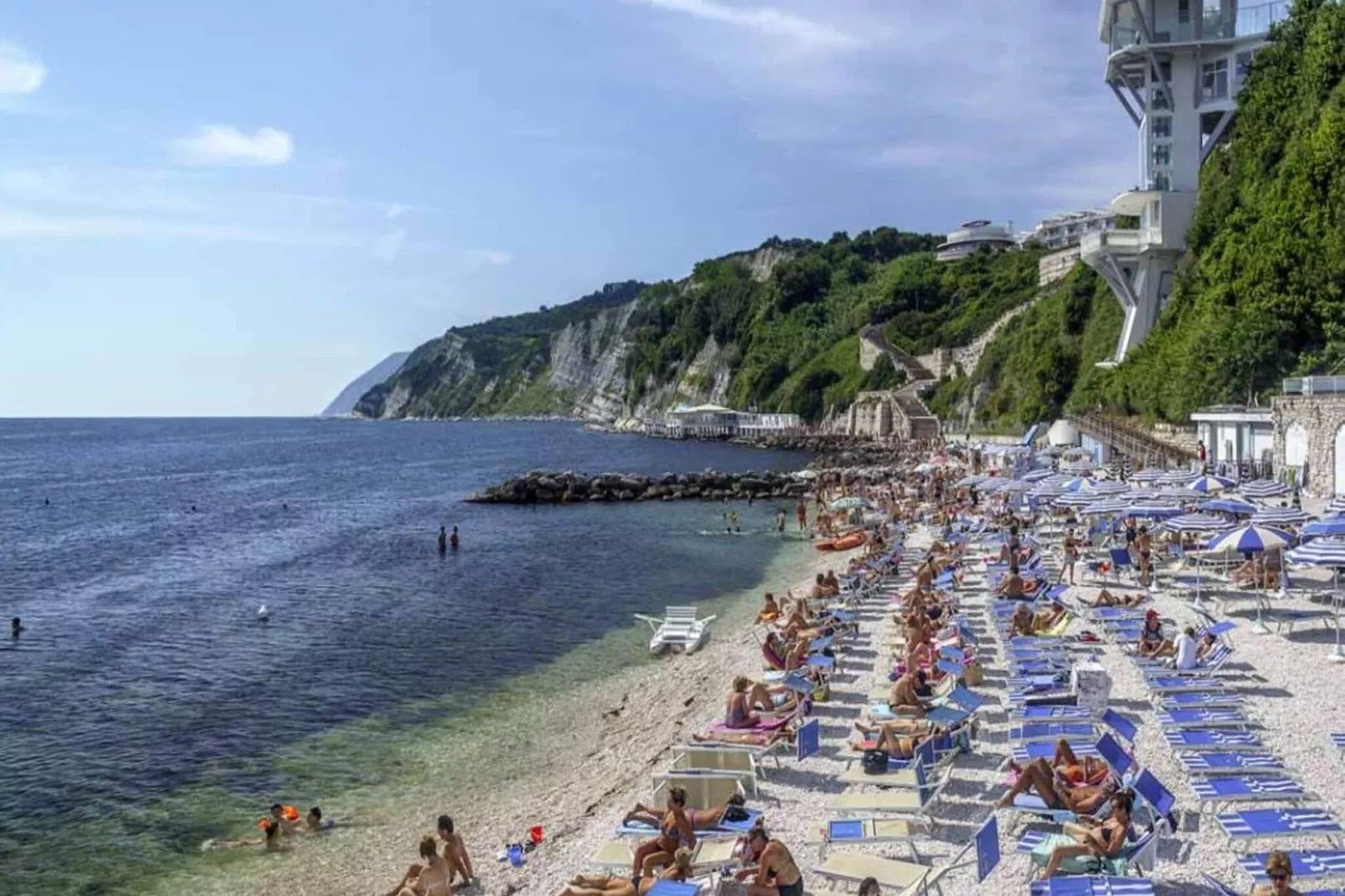 Belvedere di Ancona-Uitzicht zomer