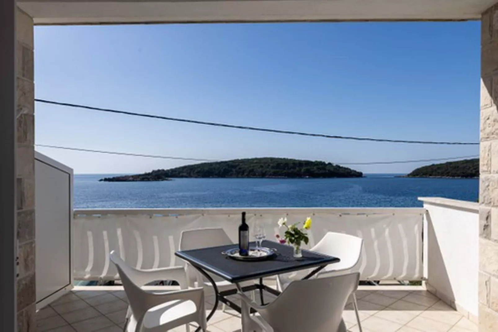 House Rašica - One Bedroom Apartment with Terrace and Sea view (3)-Terras