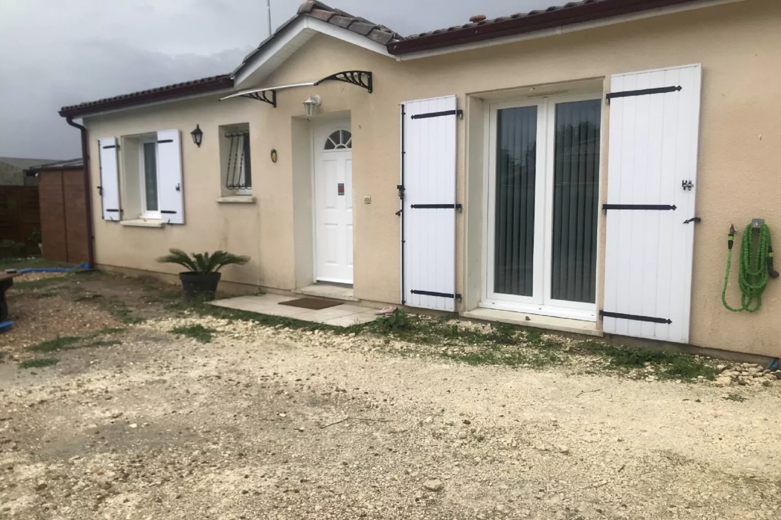 Chambre zen chez l'habitant avec piscine