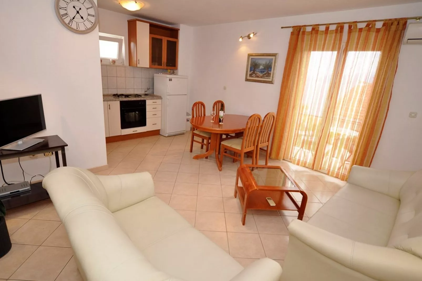 Apartments Seagull - Comfort Two Bedroom Apartment with Sea View Balcony (Tonko)