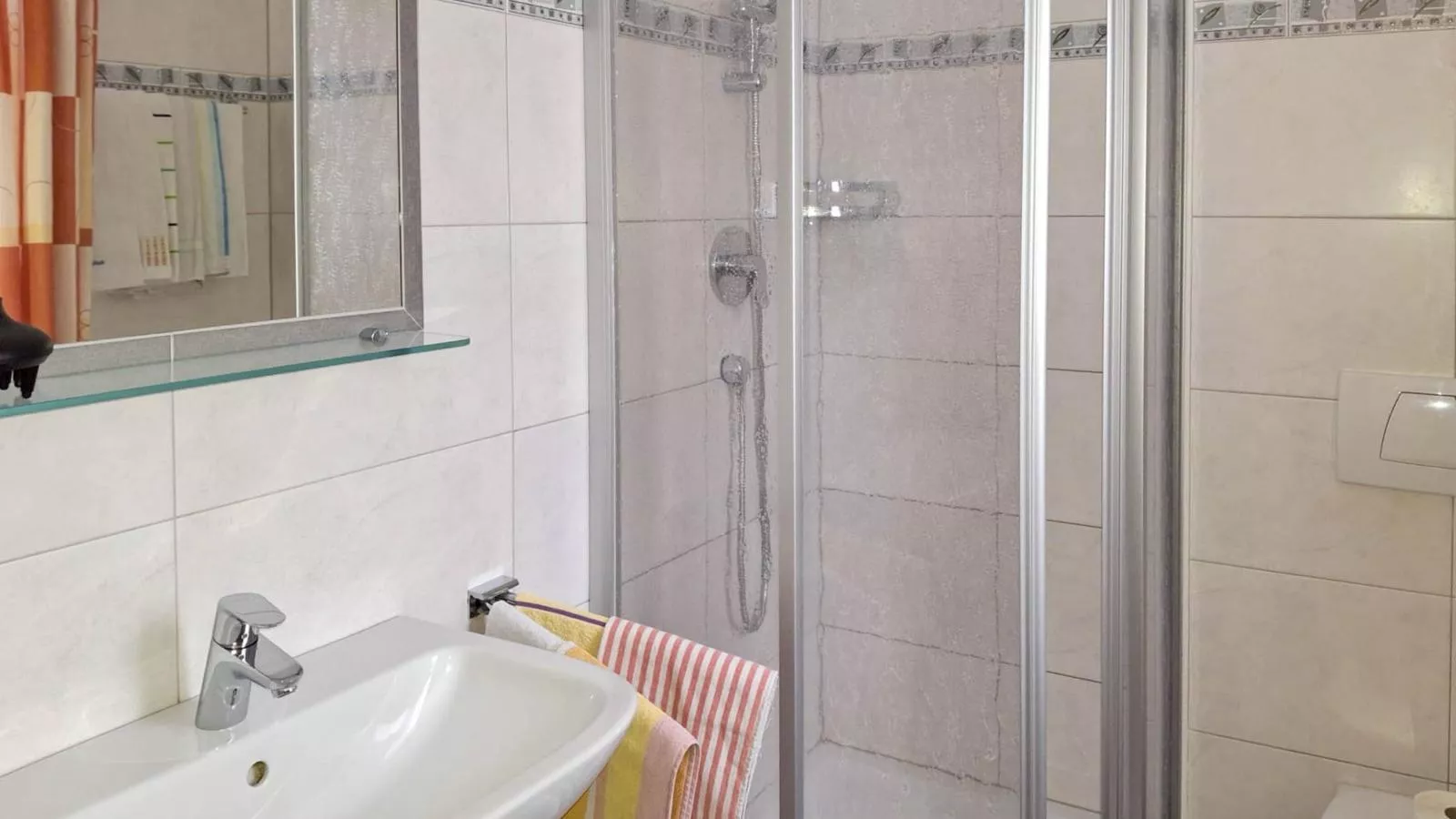 Ingrid III - Badkamer